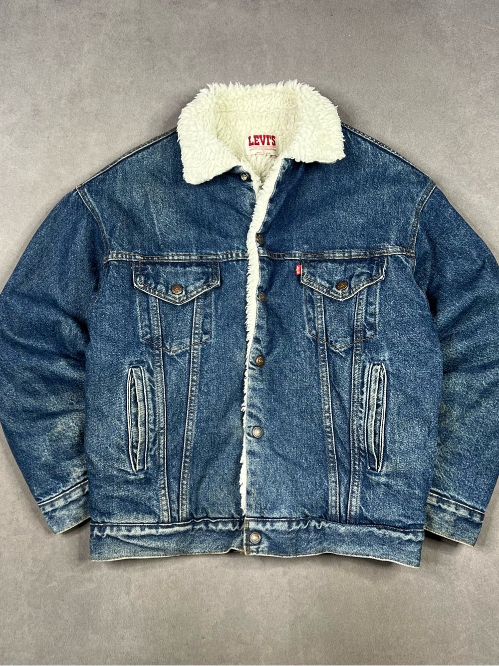 Vintage Levi's Blue Denim Sherpa Trucker Jacket with Cream Lining